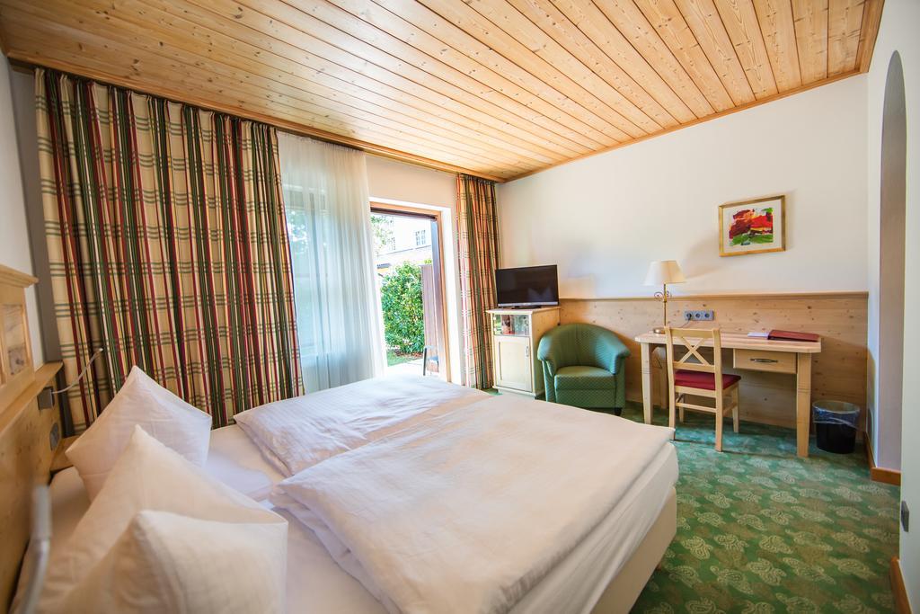 Glasl'S Landhotel Zorneding Exteriér fotografie