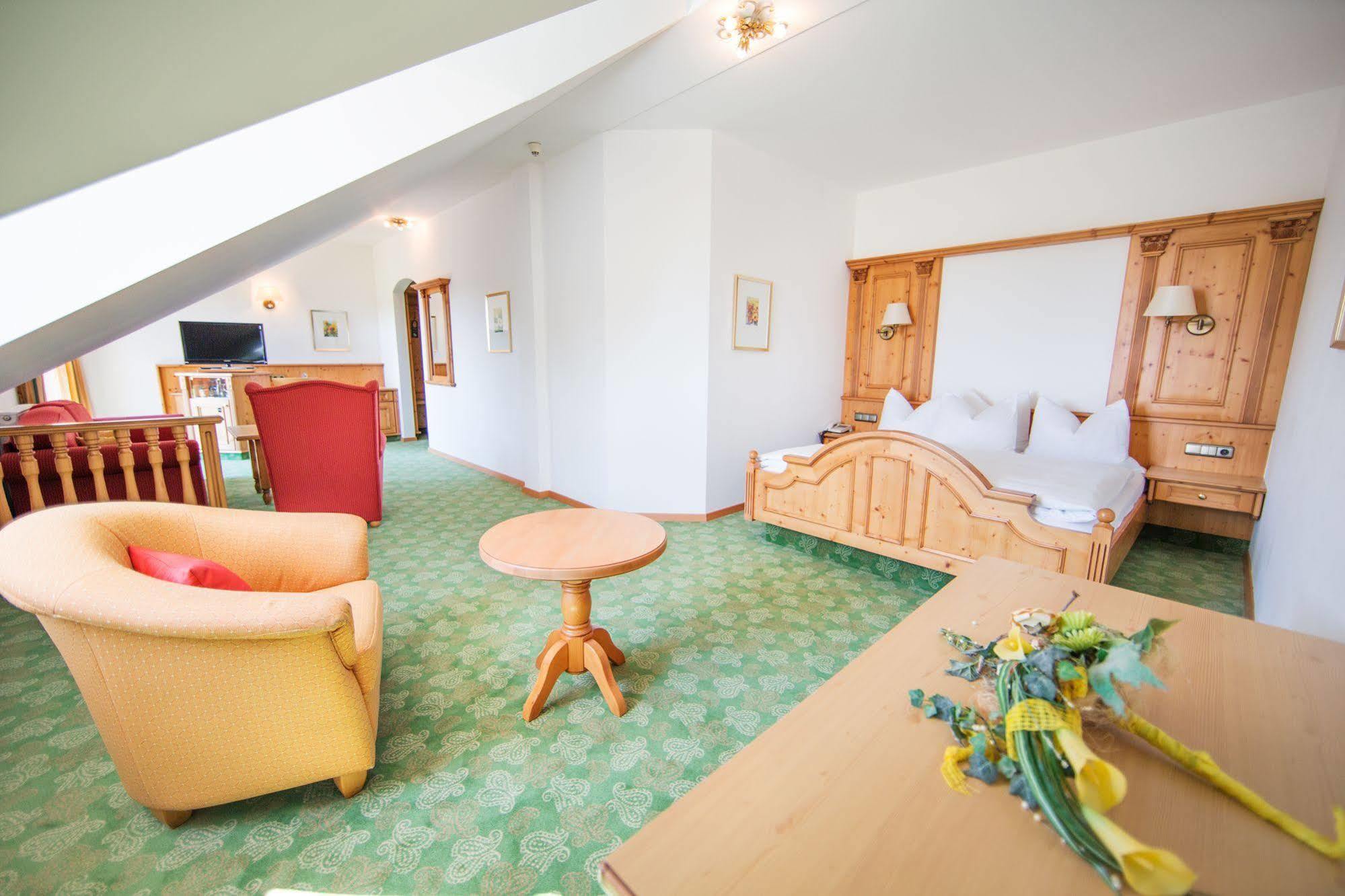 Glasl'S Landhotel Zorneding Exteriér fotografie